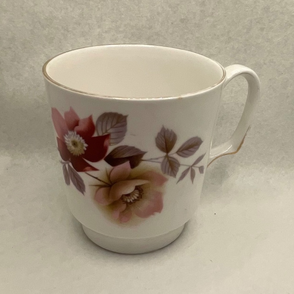 Vintage Floral Bone China Mug, Made in England by Royal Vale, 8317 MidCentury